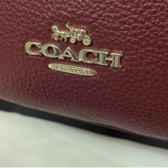 Coach Mara Hobo Shoulder Bag And Wallet Set In Cherry Pebble Leather W/ Dustbag - Picture 4 of 15